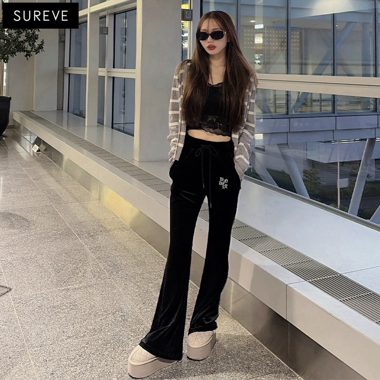 レディース ベロアフレアパンツ（Shoko×SUREVE） | アベイル
