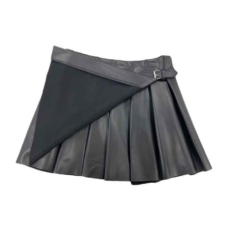 レディース　ショートパンツ（SUREVE）