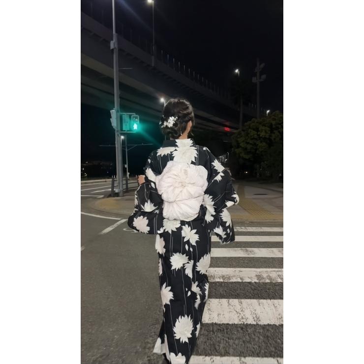 ブラック花柄 しまむら　浴衣風ワンピ　草履　帯　帯飾りセット　LL-3L レディース【低身長】 花柄浴衣ワンピースセット（Shoko×SUREVE