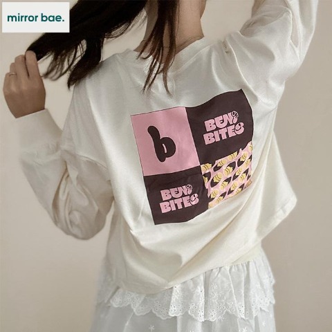 レディース　バックプリントプルオーバー（mirror bae.×BENI BITES）