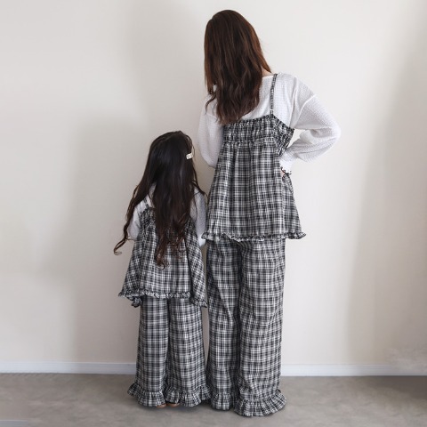 レディース　プルオーバー+リボンキャミセット（mirror bae.）