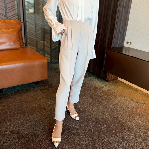 レディース　細見え美人裾スリットテーパードパンツ（Kana×RagOut）