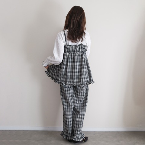 レディース　裾フリルチェック柄パンツ（mirror bae.）