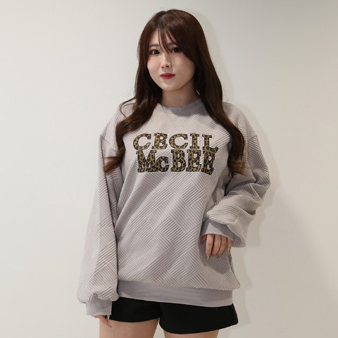 レディース　ロゴプルオーバー（CECIL McBEE×SUREVE）