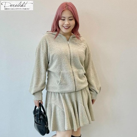 レディース　ボアジップパーカ（Derelikt）