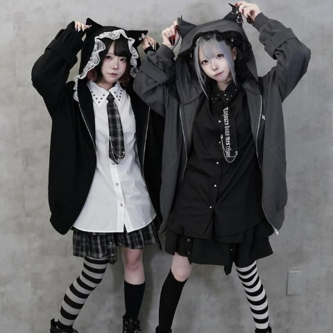 レディース　パーカ（majoretty）