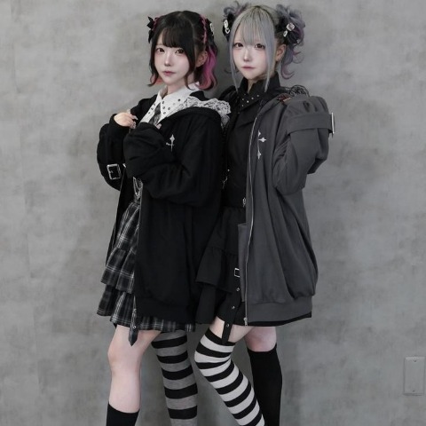 レディース　パーカ（majoretty）