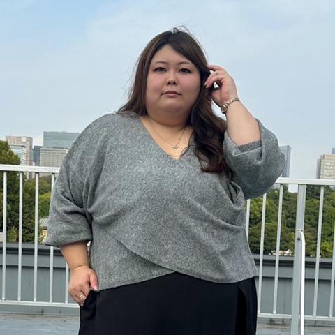 レディース　ニットプルオーバー（チャグ×SUREVE）