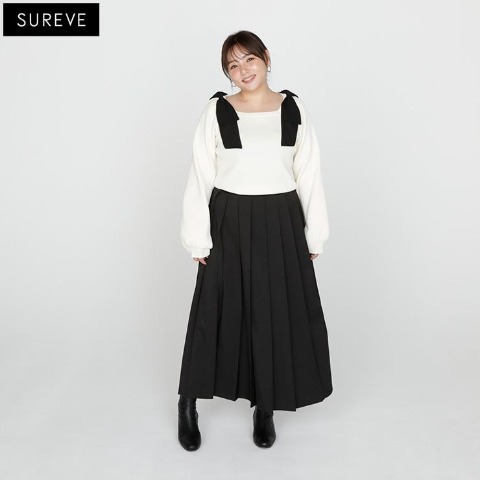 レディース　プリーツスカート（SUREVE）
