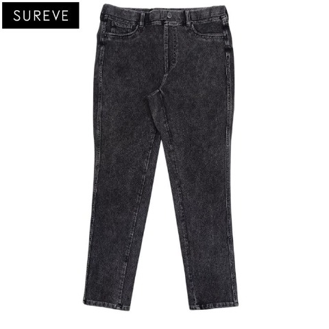 レディース　スキニーパンツ（SUREVE）