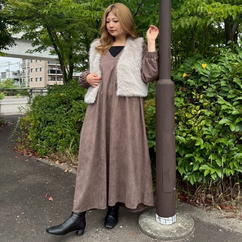 レディース　Vネックワンピース（えんどぅー×SUREVE）
