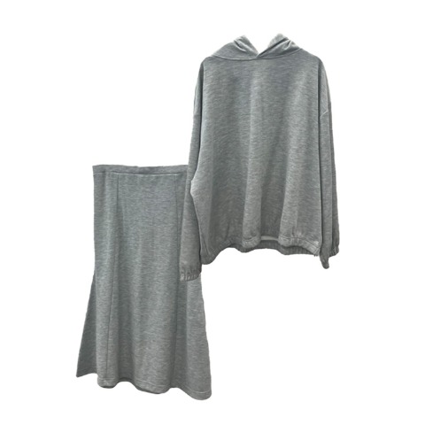 レディース　パーカ+スカートセットアップ（CHIP CLIP）