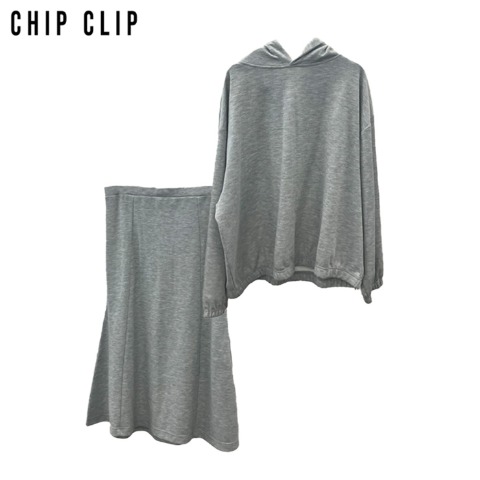 レディース　パーカ+スカートセットアップ（CHIP CLIP）