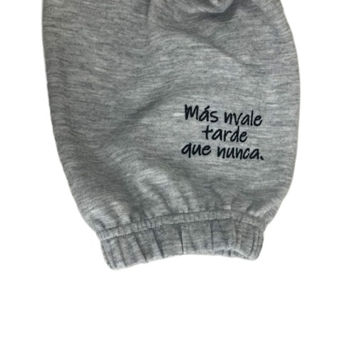 レディース　パーカ+スカートセットアップ（CHIP CLIP）