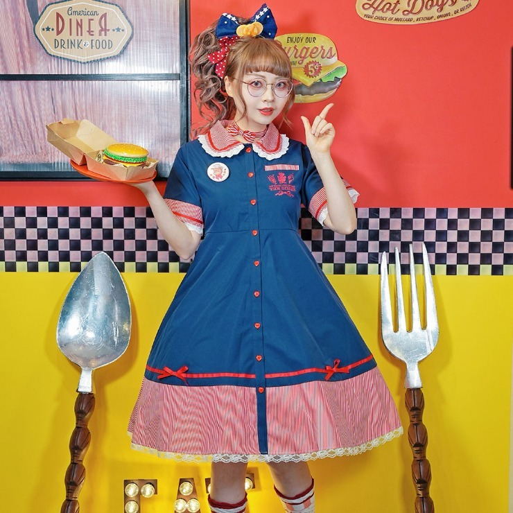 まゆろん　さん　アベイル　4L コラボワンピース レディース【2L～4L】 ワンピース（majoretty×五月アイ） | アベイル