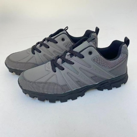 メンズ　防水防滑スニーカー（FIT-GEAR）