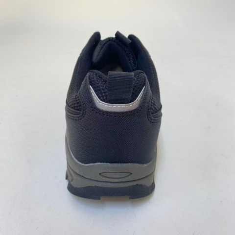 メンズ　防水防滑スニーカー（FIT-GEAR）