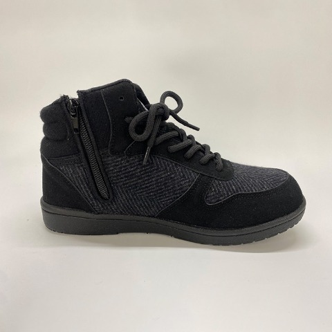 レディース　防滑スニーカー（MOZ）