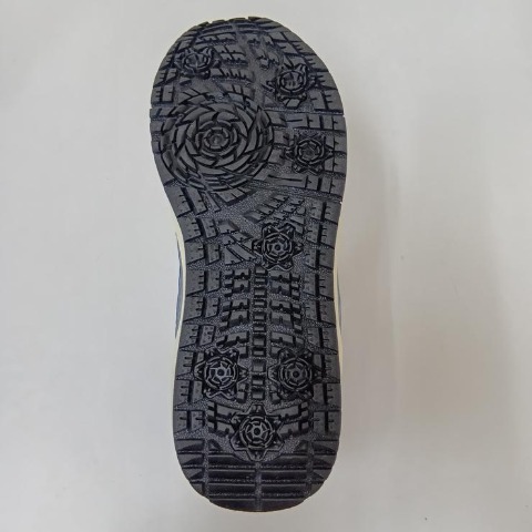 レディース【23.0～24.5cm】　防滑スニーカー（EDWIN）