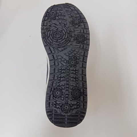 レディース【23.0～24.5cm】　防滑ボアスニーカー（EDWIN）