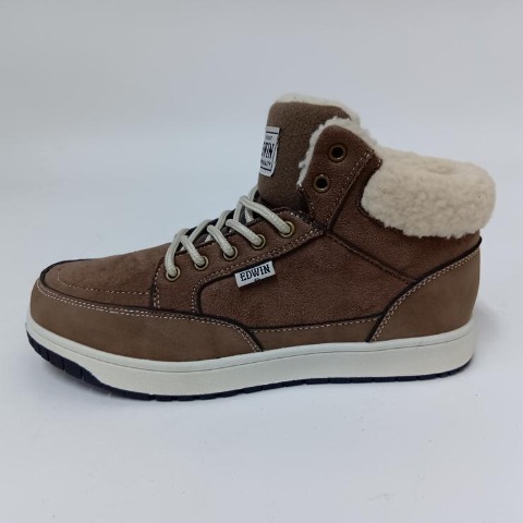 レディース【23.0～24.5cm】　防滑ボアスニーカー（EDWIN）