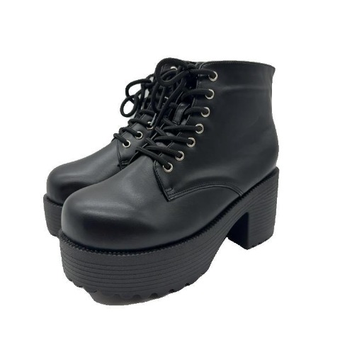 レディース　ショートブーツ（CHIP CLIP）