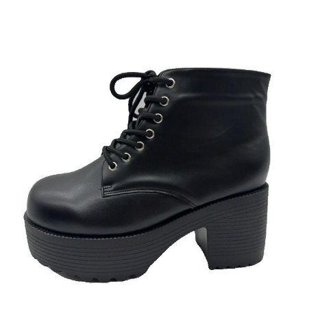 レディース　ショートブーツ（CHIP CLIP）