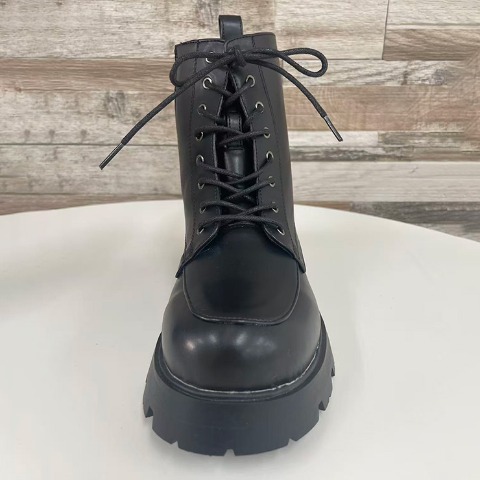 レディース【S～LL】　幅広レースアップショートブーツ（CHIP CLIP）