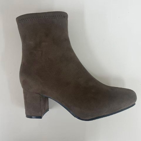 レディース　起毛ショートブーツ（RagOut）