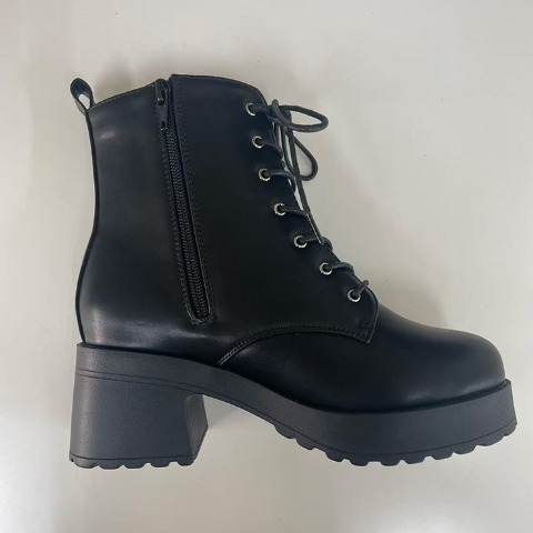 レディース【S～LL】　幅広レースアップショートブーツ（CHIP CLIP）