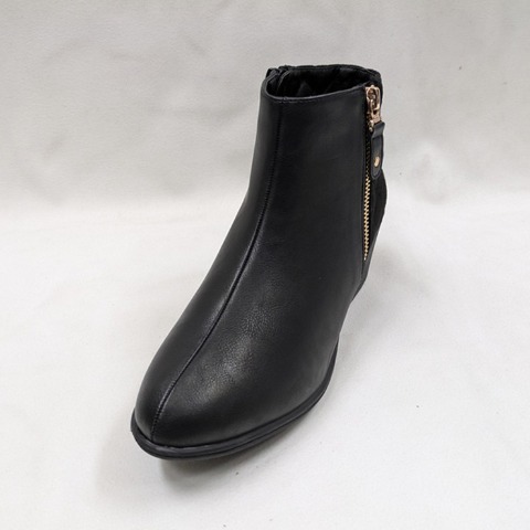 レディース【M～3L】　防滑キルト切替ショートブーツ