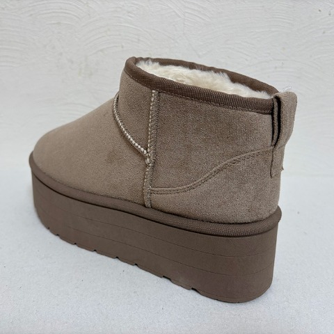 レディース　ボアブーツ