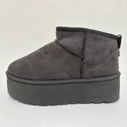 レディース　ボアブーツ