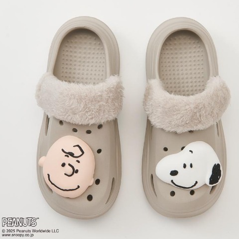 レディース　ボアEVAサンダル（PEANUTS）