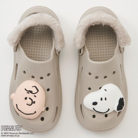 レディース　ボアEVAサンダル（PEANUTS）