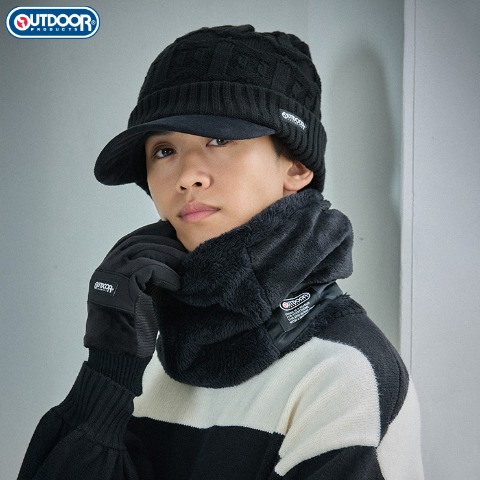 つば付ニットキャスケット（OUTDOOR）