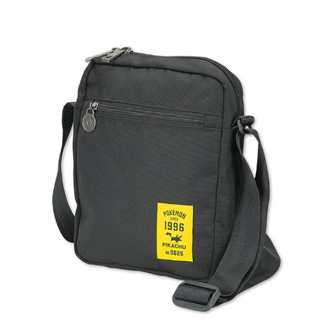 縦型ショルダーバッグ（ピカチュウ）