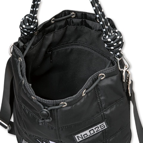 2WAYショルダーバッグ（ピカチュウ）