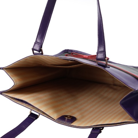 トートバッグ　ポムフィオーレ寮