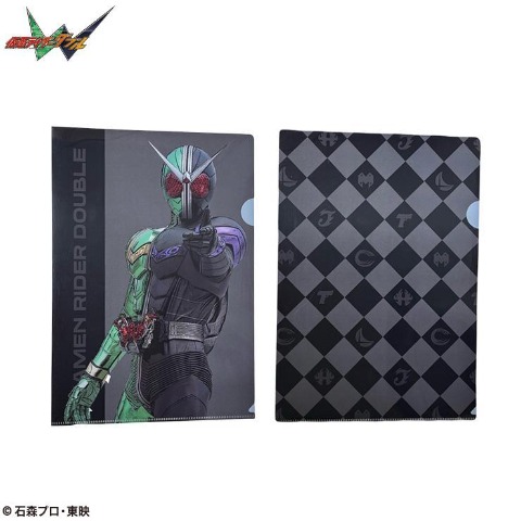 2枚組クリアファイル（『仮面ライダーW』）