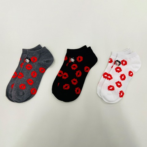 レディース　3足組スニーカーソックス（BETTY BOOP(TM)）