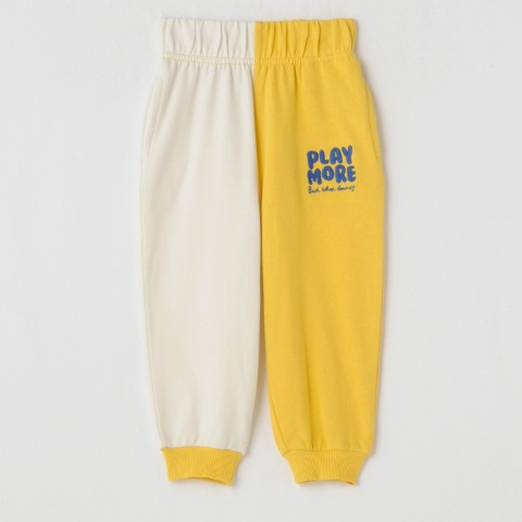 ベビー　パンツ（80～95cm・futafuta）