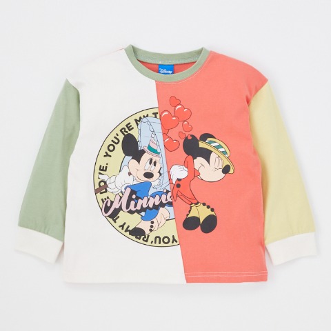 キッズ　長袖Ｔシャツ（100～120cm・Disney）