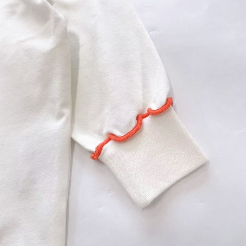 キッズ　長袖Tシャツ（100～120cm・futafuta）