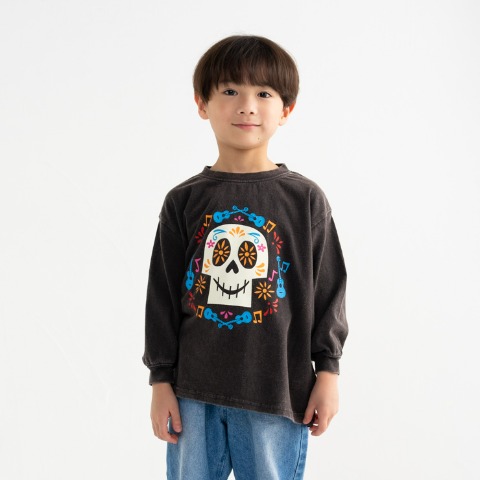 キッズ　長袖Tシャツ（100～120cm・futafuta/Disney）