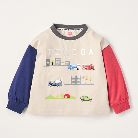 キッズ　長袖Tシャツ（100～120cm・トミカ)