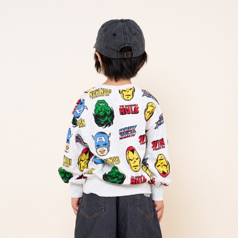 キッズ　プルオーバー（100～120cm・MY LITTLE WONDER/MARVEL）