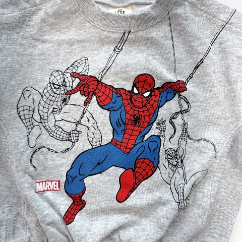 キッズ　長袖プルオーバー（100～120cm・MYLITTLEWONDER/MARVEL）