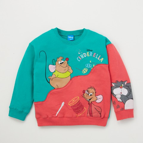 キッズ　プルオーバー（100～120cm・DISNEY）