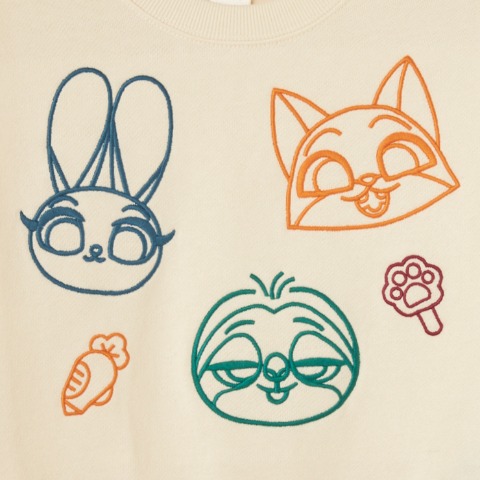 キッズ　プルオーバー（100～120cm・futafuta/Disney）